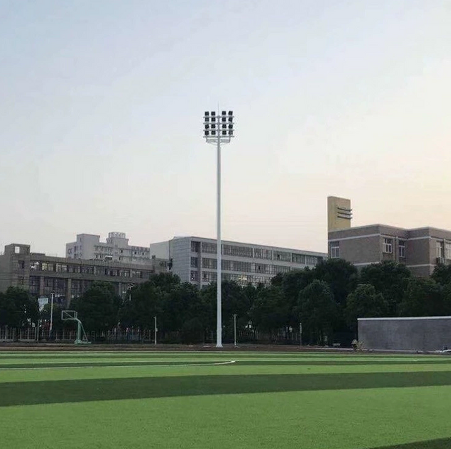 Custom High-mast Lights Up To 15m for Plazas, Super Bright Outdoor Lighting